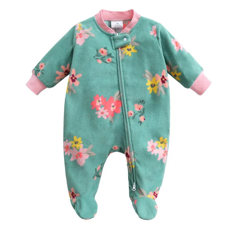 winter overall green flowers