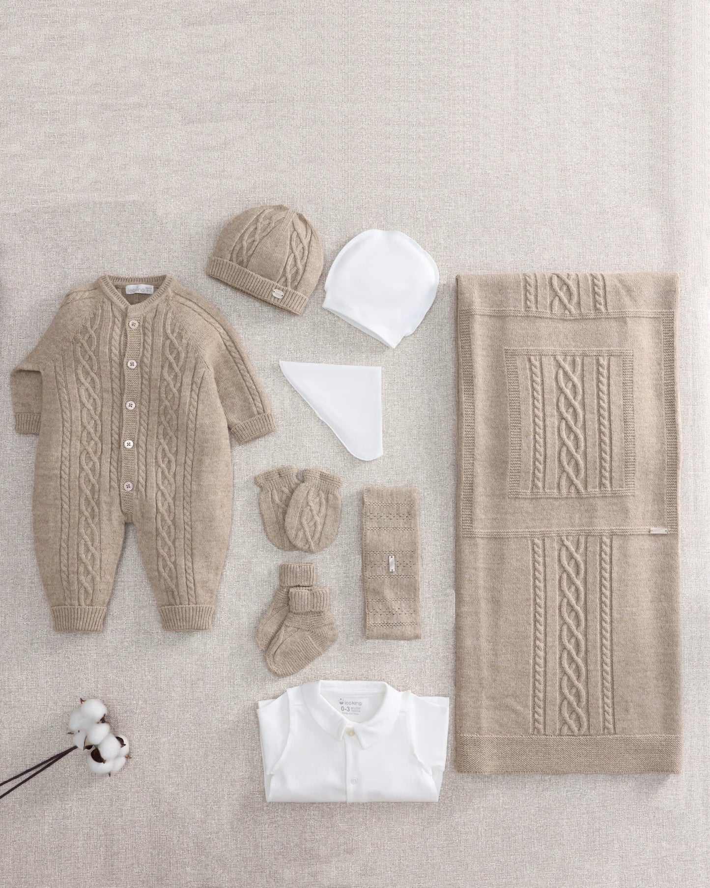 leo king winter set hospital brown