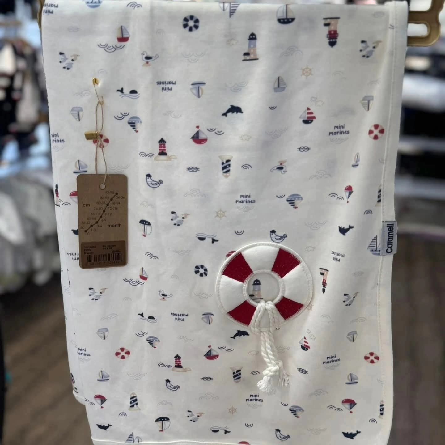 caramel blanket sail