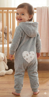 hooded overall  gray heart